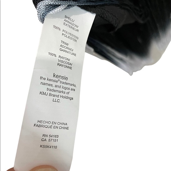 Kenzie Fringe Top - Picture 2 of 8